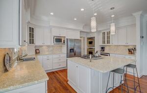 Endless Summer | With Huge Pool & Spa - Isle of Palms, South Carolina