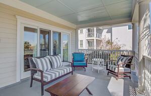 Endless Summer | With Huge Pool & Spa - Isle of Palms, South Carolina