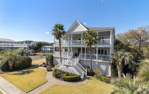 Endless Summer | With Huge Pool & Spa - Isle of Palms, South Carolina