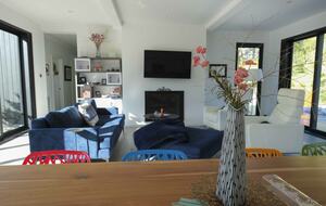 Sonoma Valley Modern Retreat - Kenwood, California