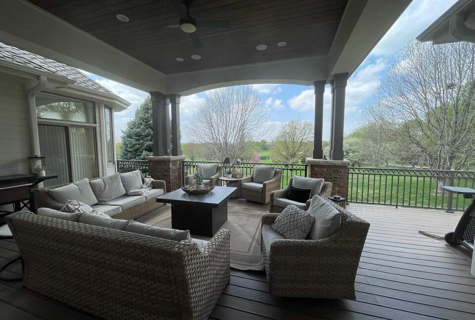 Omaha Retreat on 1 Acre - Available for College World Series CWS! - Omaha, Nebraska