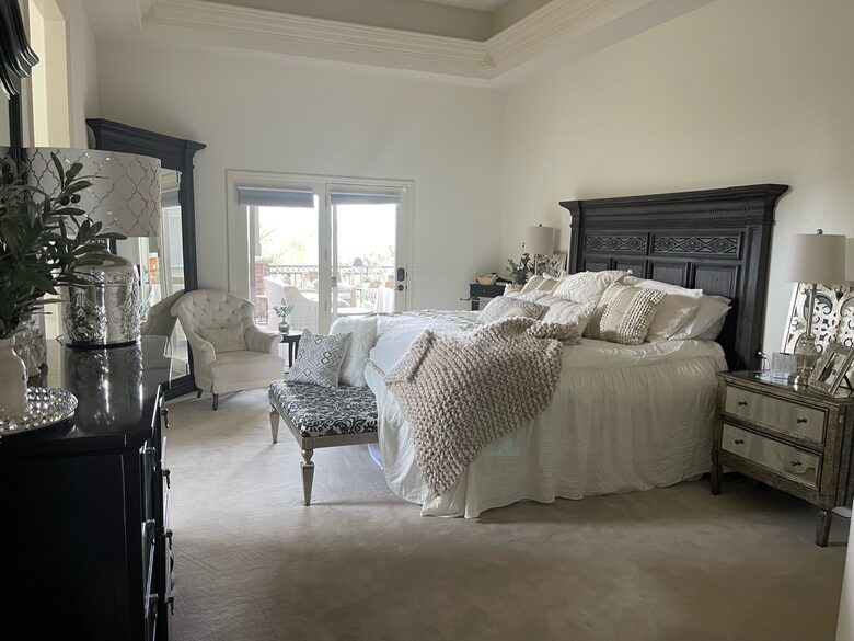 Omaha Retreat on 1 Acre - Available for College World Series CWS! - Omaha, Nebraska