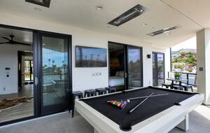 Cobbo's Beach House | With hot tubs, views, and just steps to the beach! - Avila Beach, California