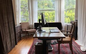 Charming Sunny Victorian | With a Gorgeous Chef's kitchen and backyard - San Francisco, California