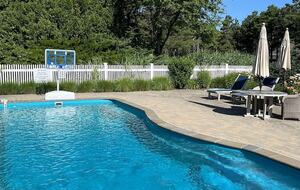 Luxury Martha's Vineyard Estate with Pool - Edgartown, Massachusetts