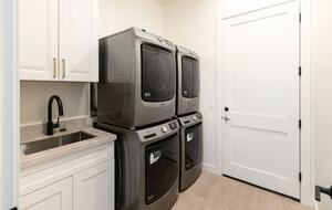 The Palmly , Hot tub, Fire Pit, Close to Old Town! - Scottsdale, Arizona