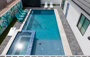 The Palmly , Hot tub, Fire Pit, Close to Old Town! - Scottsdale, Arizona