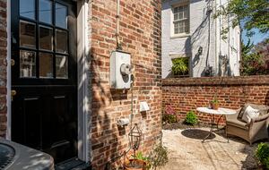 Historic 1808 Alexandria Home - Alexandria, Virginia