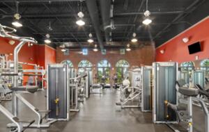 Modern Bungalow with Private Pool in a Luxury Resort Style Community - Fort Myers, Florida