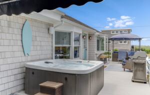 Dune Roe - Westhampton Beach, New York