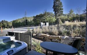Luxury Ski-In Townhome | With Private Hot Tub - Park City, Utah
