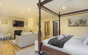 Two Luxury Villas | Lyonesse & Lyons Den - Cape Town, South Africa