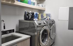 Modern Family-Friendly House | Fun Backyard Private Pool & Pickleball - Hurricane, Utah