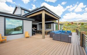 The Modern Bear | With a Private Pool, Ball Pit, Sleeps 12-50 - Garden City, Utah