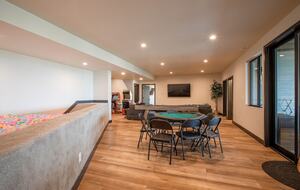 The Modern Bear | With a Private Pool, Ball Pit, Sleeps 12-50 - Garden City, Utah