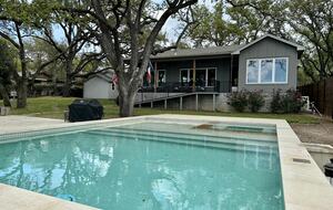 Lakefront Designer's Home on Lake LBJ - Kingsland, Texas