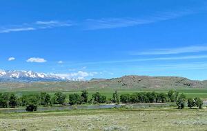 Lucky Duck Ranch - Big Timber, Montana