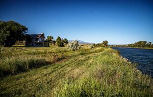 Lucky Duck Ranch - Big Timber, Montana
