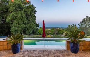 Central Coast Mountain View Retreat - Atascadero, California