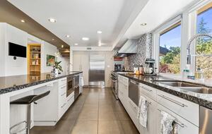 Central Coast Mountain View Retreat - Atascadero, California