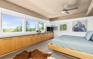 Central Coast Mountain View Retreat - Atascadero, California