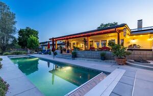 Central Coast Mountain View Retreat - Atascadero, California