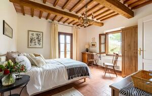 Villa San Lorenzo Umbrian Estate - Castiglione Del Lago, Italy