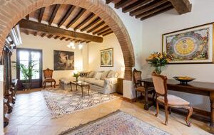 Villa San Lorenzo Umbrian Estate - Castiglione Del Lago, Italy