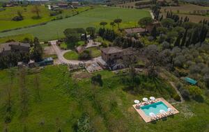 Villa San Lorenzo Umbrian Estate - Castiglione Del Lago, Italy