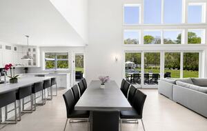 Carwin Lane Beach Escape - Quiogue, New York