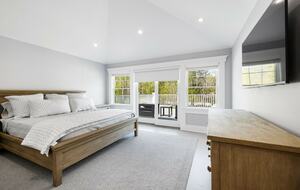 Carwin Lane Beach Escape - Quiogue, New York