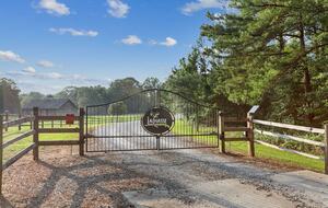 Stunning Saint Francisville Lakefront - Saint Francisville, Louisiana