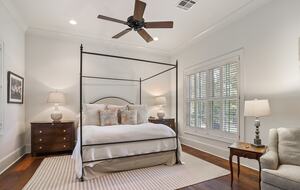 Stunning Saint Francisville Lakefront - Saint Francisville, Louisiana