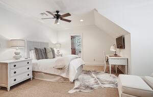 Stunning Saint Francisville Lakefront - Saint Francisville, Louisiana