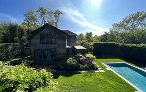 Charming Victorian Sag Harbor Residence - Sag Harbor, New York