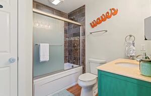 Ohana - minutes from Outer Banks - Grandy, North Carolina