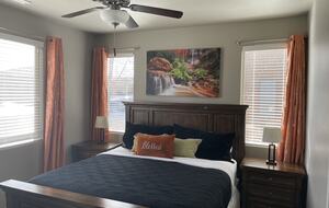 "Canyon's End" King Bedroom, Ensuite Bath, Main level