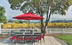 Sonoma Sunsets | With patio and vineyard views - Sonoma, California