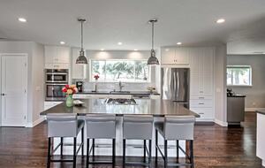 Sonoma Sunsets | With patio and vineyard views - Sonoma, California