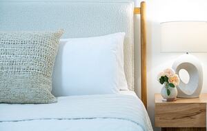 Luxury Riverfront Bungalow - Minutes to Downtown - Knoxville, Tennessee