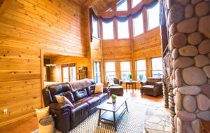 Luxe Lodge Near Downtown Blue Ridge - Blue Ridge, Georgia