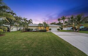 Amazing Jupiter Tropical Pool House - Jupiter, Florida