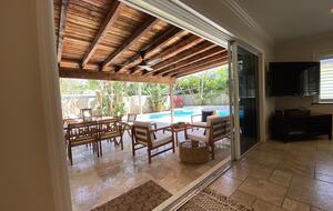 Amazing Jupiter Tropical Pool House - Jupiter, Florida