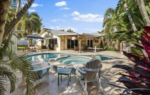 Amazing Jupiter Tropical Pool House - Jupiter, Florida