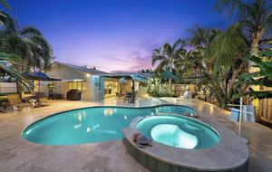 Amazing Jupiter Tropical Pool House - Jupiter, Florida