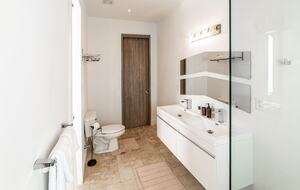 Modern Beachfront 2brdm/2bath | With pool & incredible view! - Providenciales, Turks and Caicos Islands