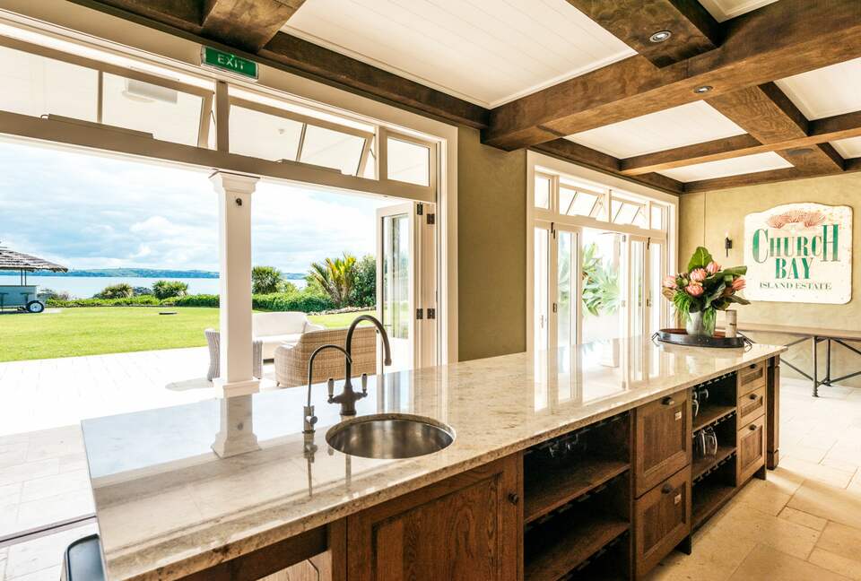 Te Rere Estate (R) - Waiheke Island, New Zealand