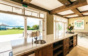 Te Rere Estate (R) - Waiheke Island, New Zealand