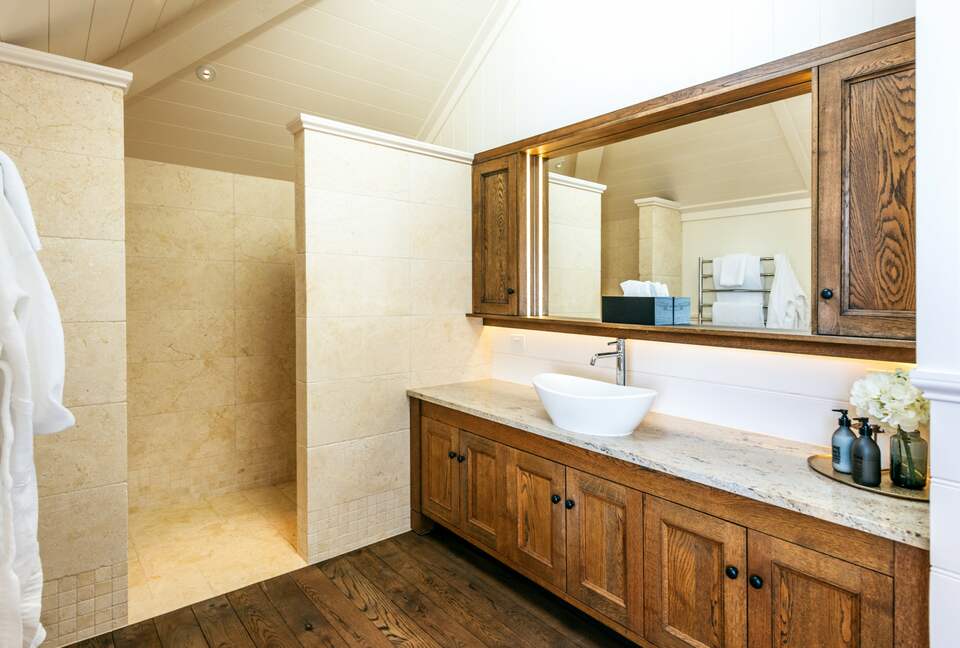 Te Rere Estate (R) - Waiheke Island, New Zealand