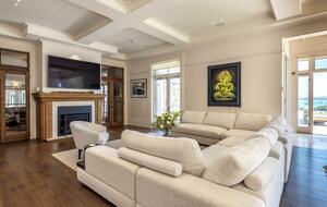 Te Rere Estate (R) - Waiheke Island, New Zealand